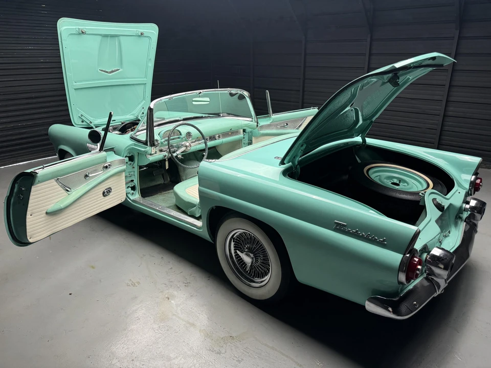 1955 Ford Thunderbird 1st Gen - Image 26 of 31