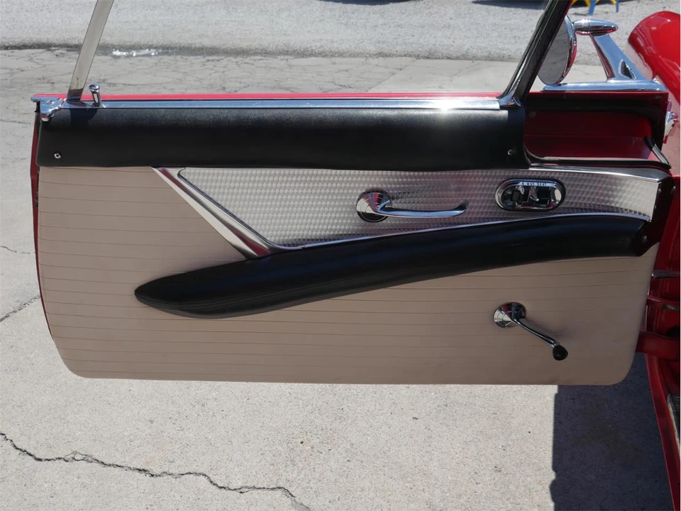 1955 Ford Thunderbird 1st Gen - Image 23 of 31