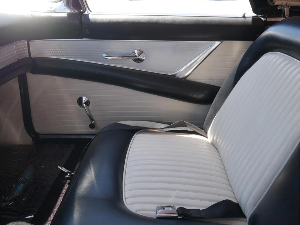1955 Ford Thunderbird 1st Gen - Image 19 of 31
