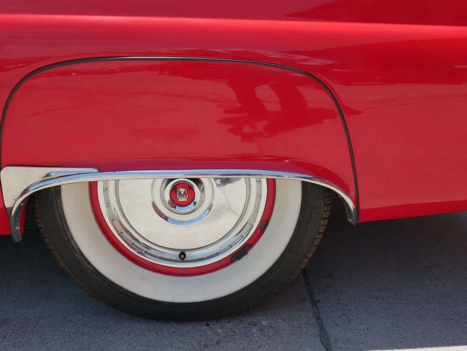 1955 Ford Thunderbird 1st Gen - Image 25 of 31