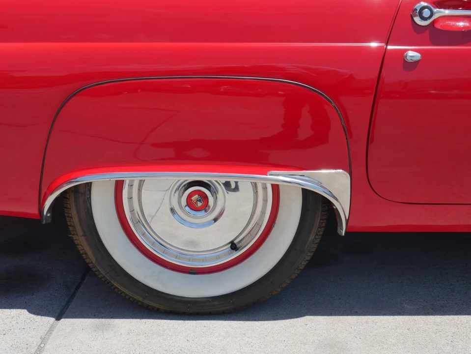 1955 Ford Thunderbird 1st Gen - Image 26 of 31
