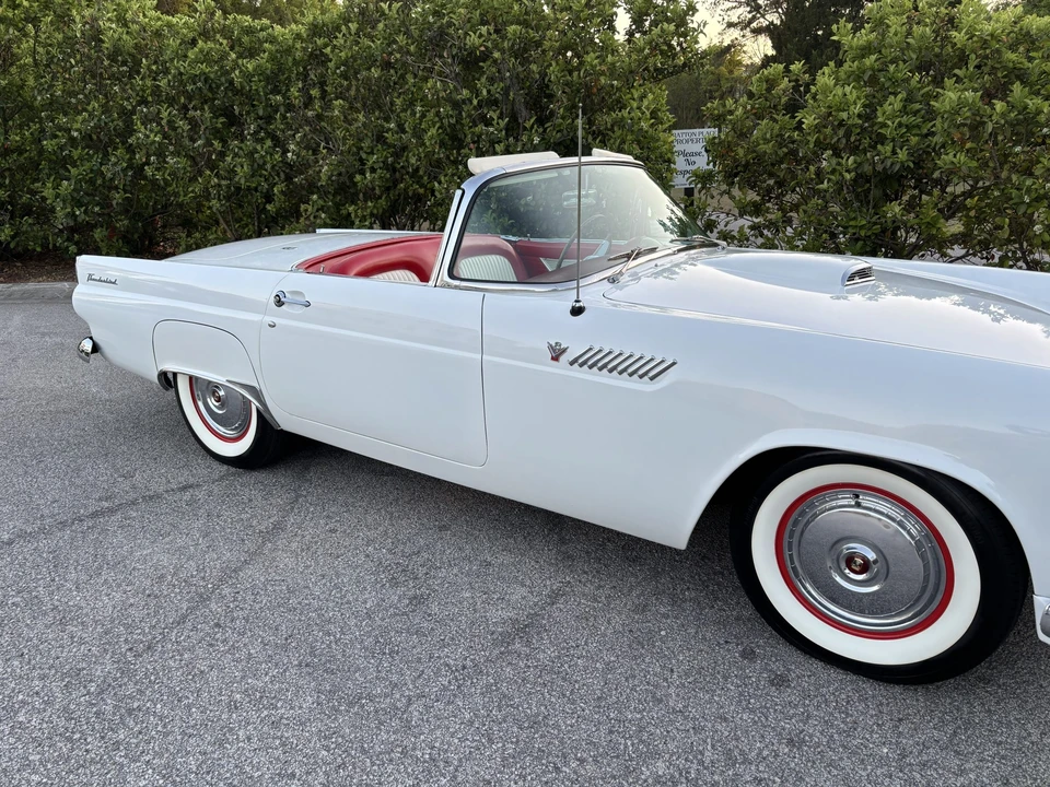 1955 Ford Thunderbird 1st Gen - Image 27 of 31