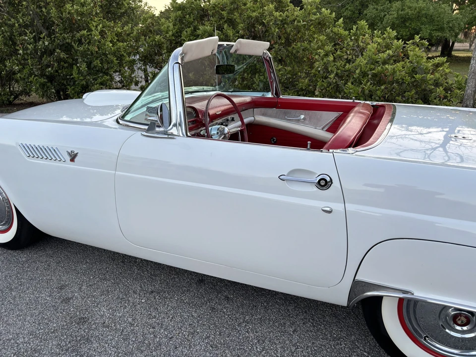 1955 Ford Thunderbird 1st Gen - Image 23 of 31