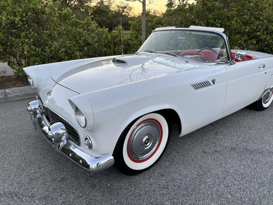 1955 Ford Thunderbird 1st Gen - Image 21 of 31
