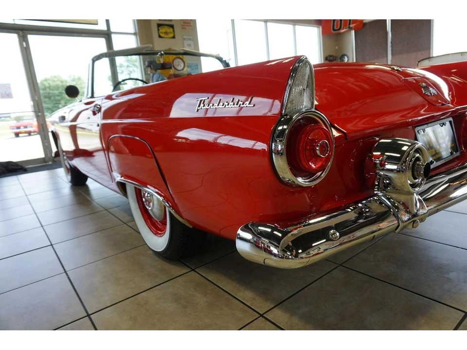 1955 Ford Thunderbird 1st Gen - Image 27 of 31