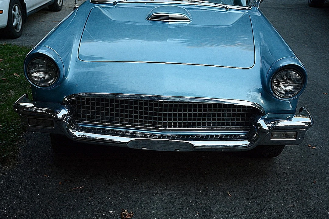 1955 Ford Thunderbird 1st Gen - Image 26 of 31