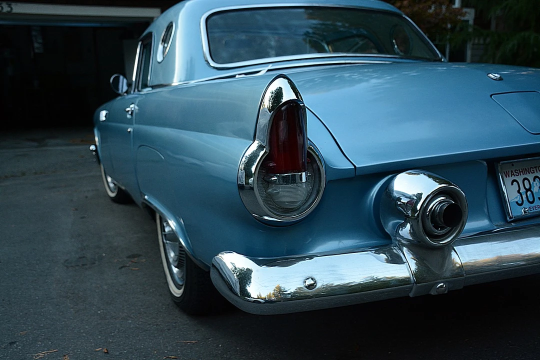 1955 Ford Thunderbird 1st Gen - Image 21 of 31