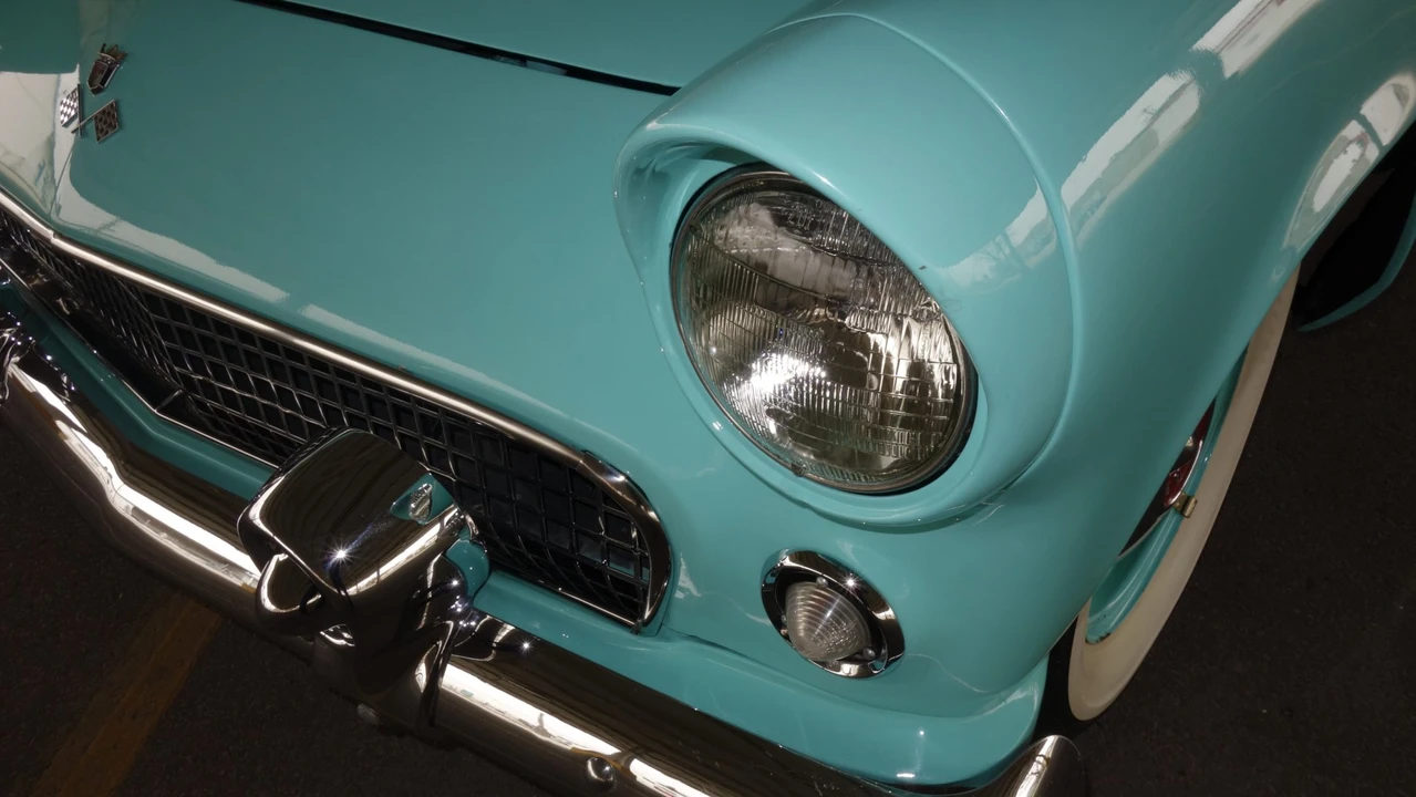 1955 Ford Thunderbird 1st Gen - Image 22 of 31