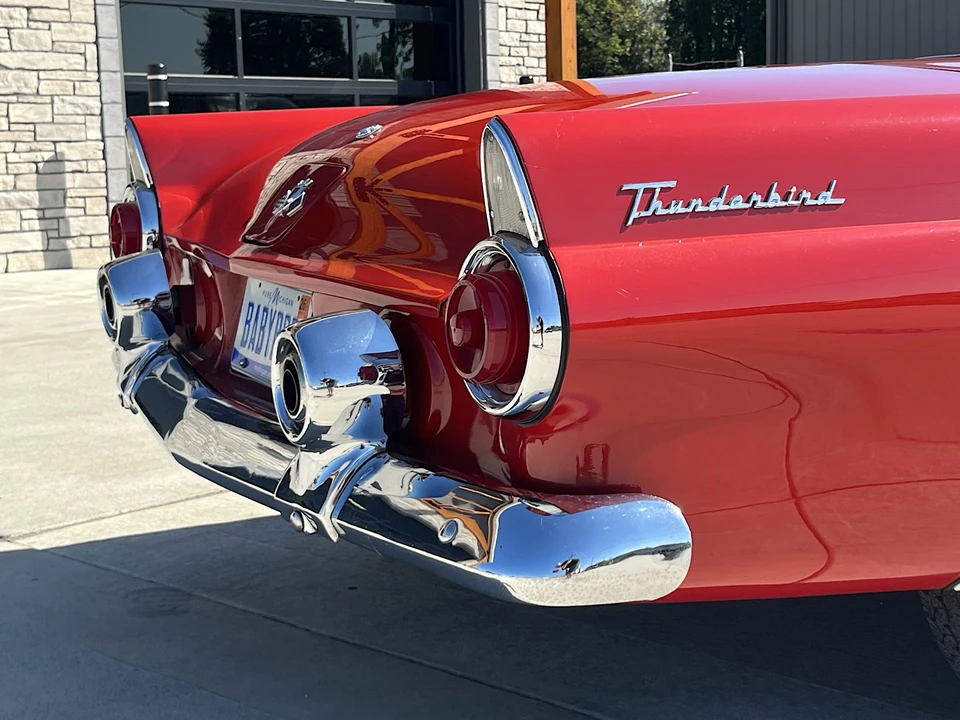 1955 Ford Thunderbird 1st Gen - Image 28 of 31