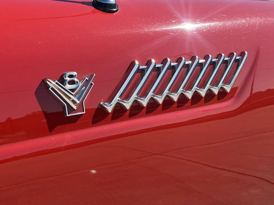 1955 Ford Thunderbird 1st Gen - Image 21 of 31