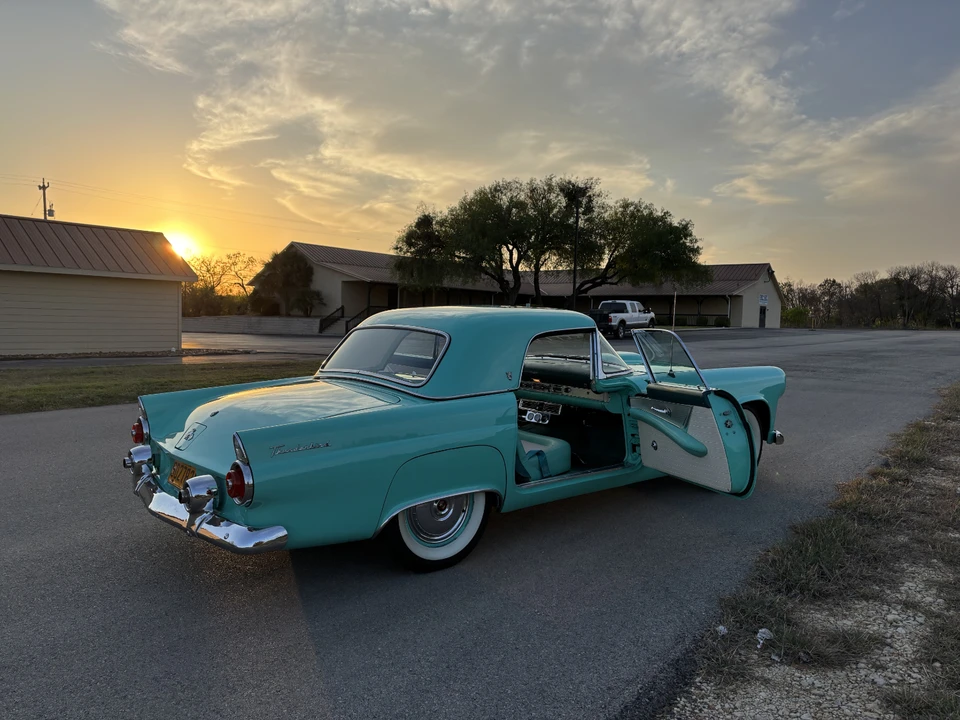 1955 Ford Thunderbird 1st Gen - Image 18 of 31