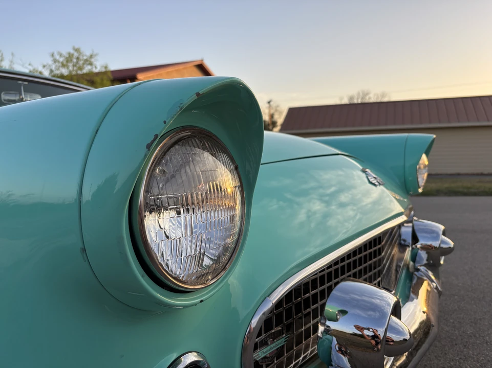 1955 Ford Thunderbird 1st Gen - Image 20 of 31