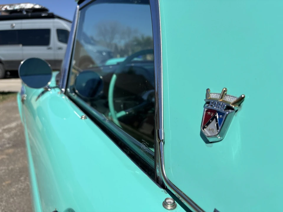 1955 Ford Thunderbird 1st Gen - Image 26 of 31