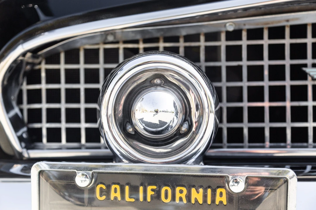 1955 Ford Thunderbird 1st Gen - Image 24 of 31