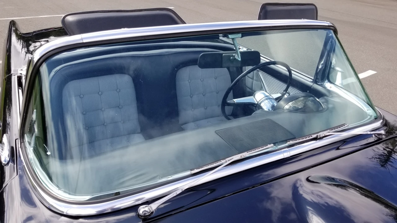 1955 Ford Thunderbird 1st Gen - Image 18 of 31