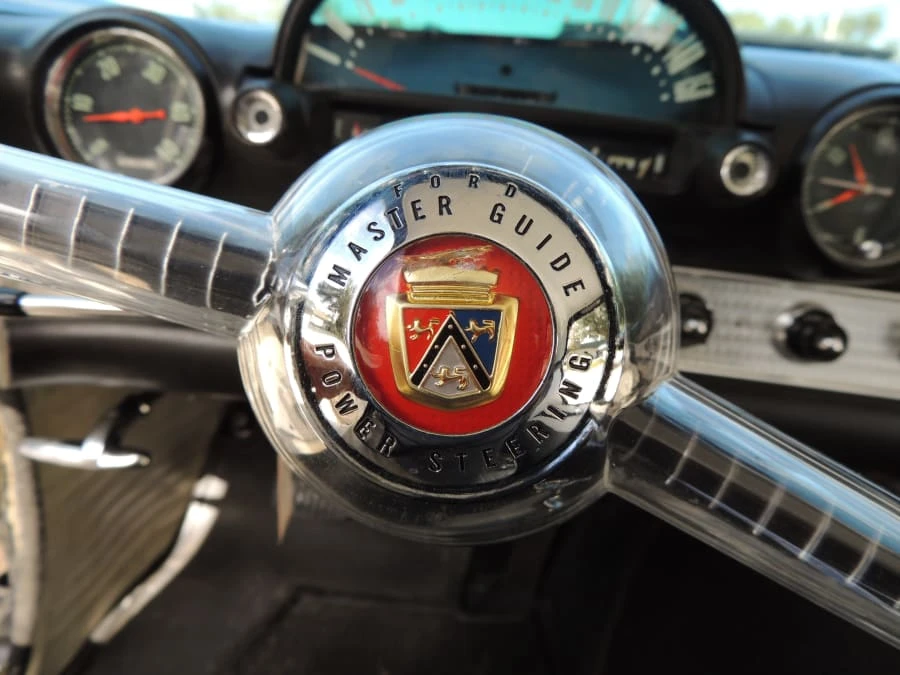 1955 Ford Thunderbird 1st Gen - Image 24 of 31
