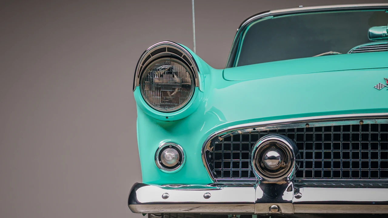 1955 Ford Thunderbird 1st Gen - Image 15 of 31