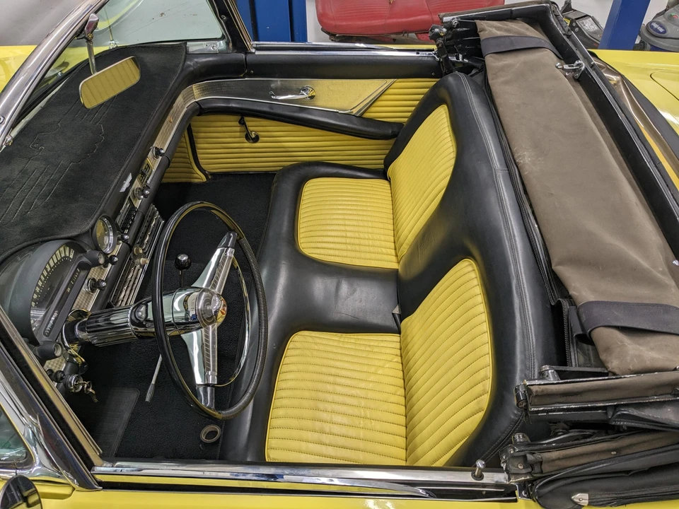 1955 Ford Thunderbird 1st Gen - Image 29 of 31