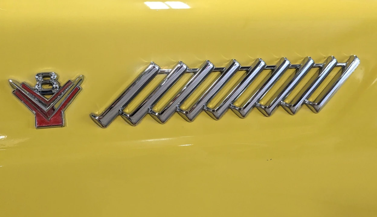 1955 Ford Thunderbird 1st Gen - Image 23 of 31