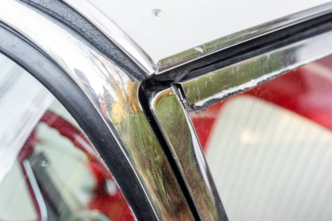 1955 Ford Thunderbird 1st Gen - Image 30 of 31