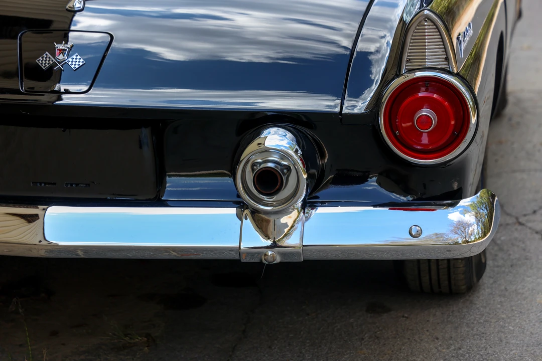 1955 Ford Thunderbird 1st Gen - Image 26 of 31