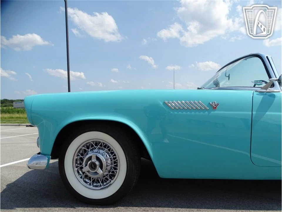 1955 Ford Thunderbird 1st Gen - Image 29 of 31