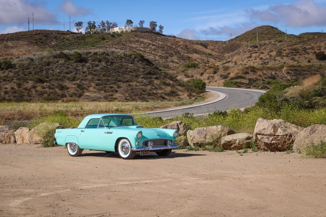 1955 Ford Thunderbird 1st Gen - Image 19 of 31