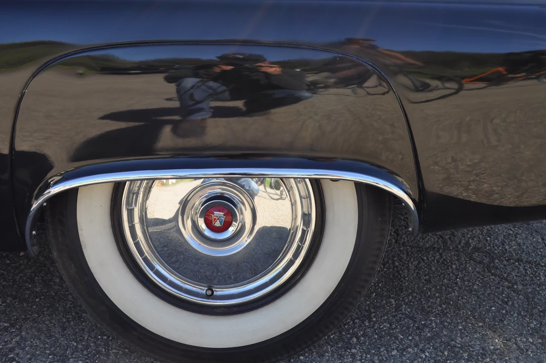 1955 Ford Thunderbird 1st Gen - Image 11 of 31