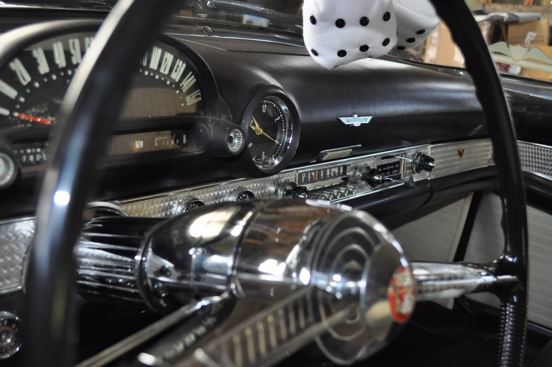 1955 Ford Thunderbird 1st Gen - Image 26 of 31