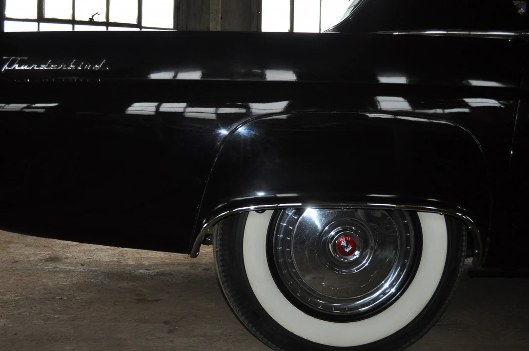 1955 Ford Thunderbird 1st Gen - Image 12 of 31