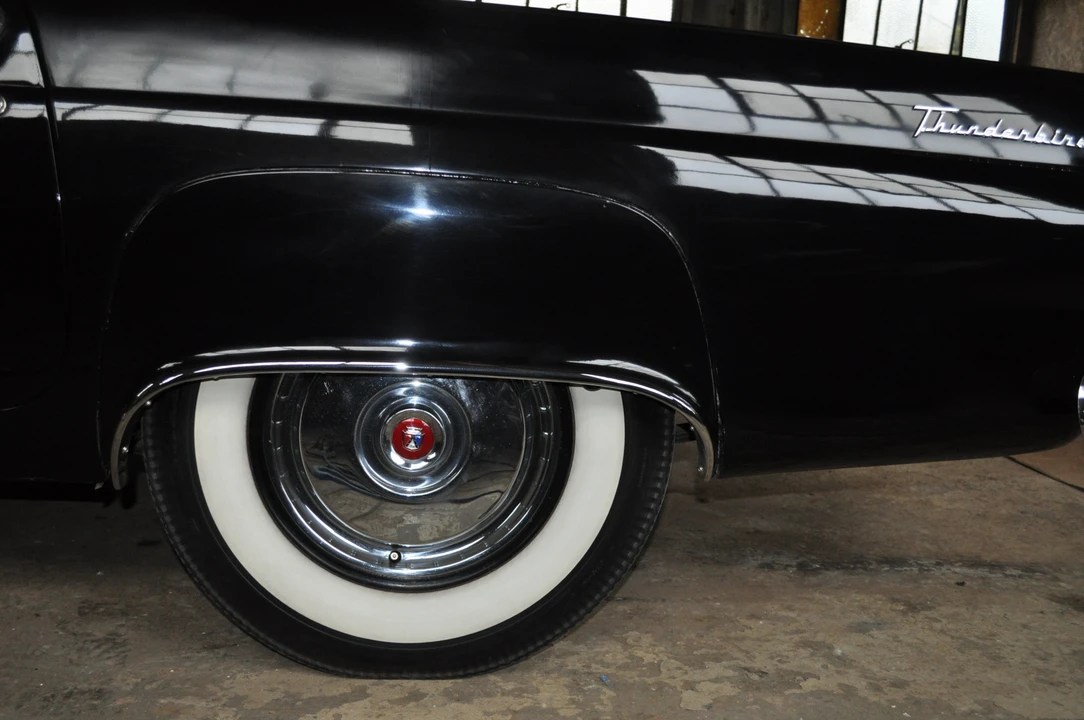 1955 Ford Thunderbird 1st Gen - Image 13 of 31