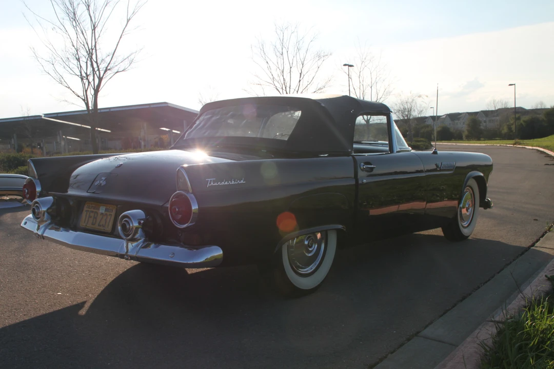 1955 Ford Thunderbird 1st Gen - Image 22 of 31