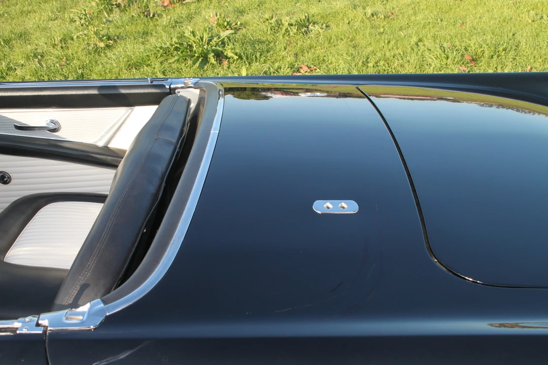1955 Ford Thunderbird 1st Gen - Image 28 of 31