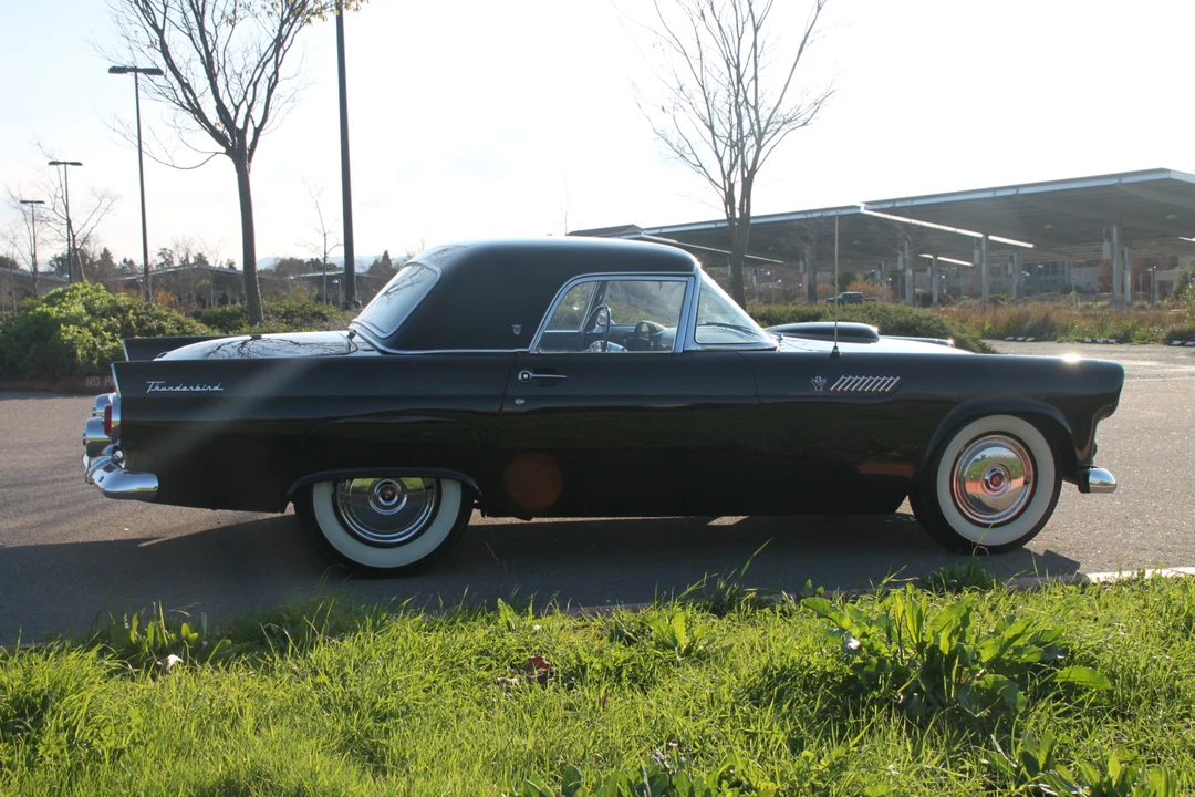 1955 Ford Thunderbird 1st Gen - Image 19 of 31