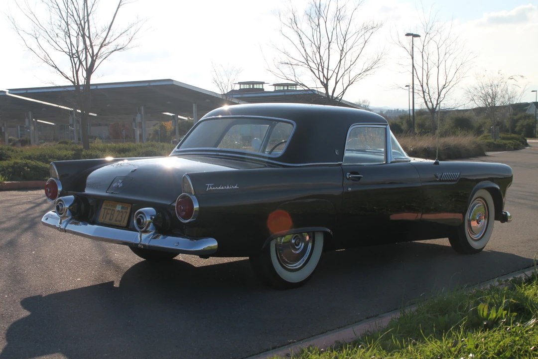 1955 Ford Thunderbird 1st Gen - Image 21 of 31