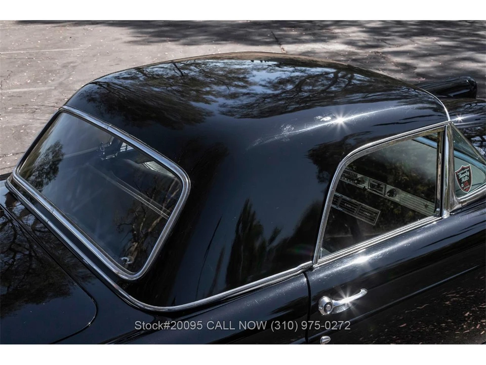 1955 Ford Thunderbird 1st Gen - Image 21 of 31