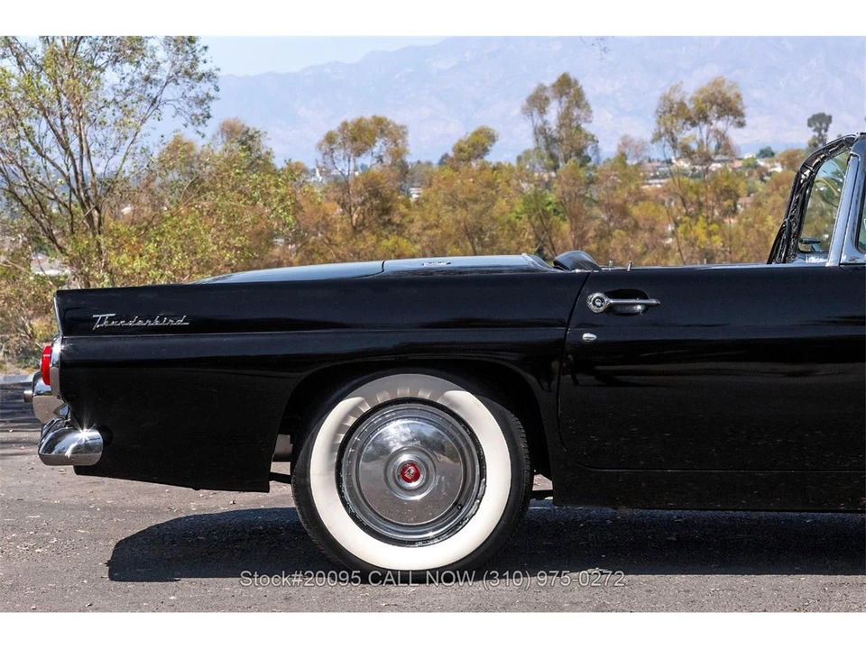 1955 Ford Thunderbird 1st Gen - Image 27 of 31