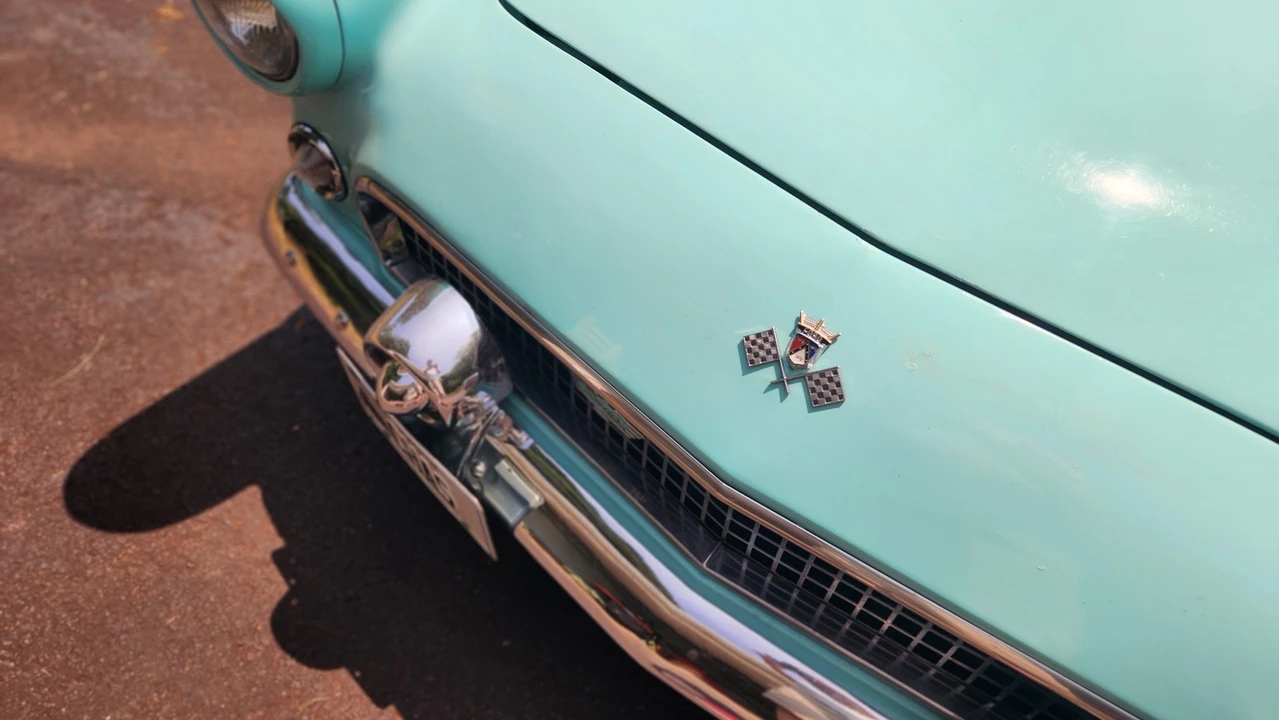 1955 Ford Thunderbird 1st Gen - Image 11 of 21