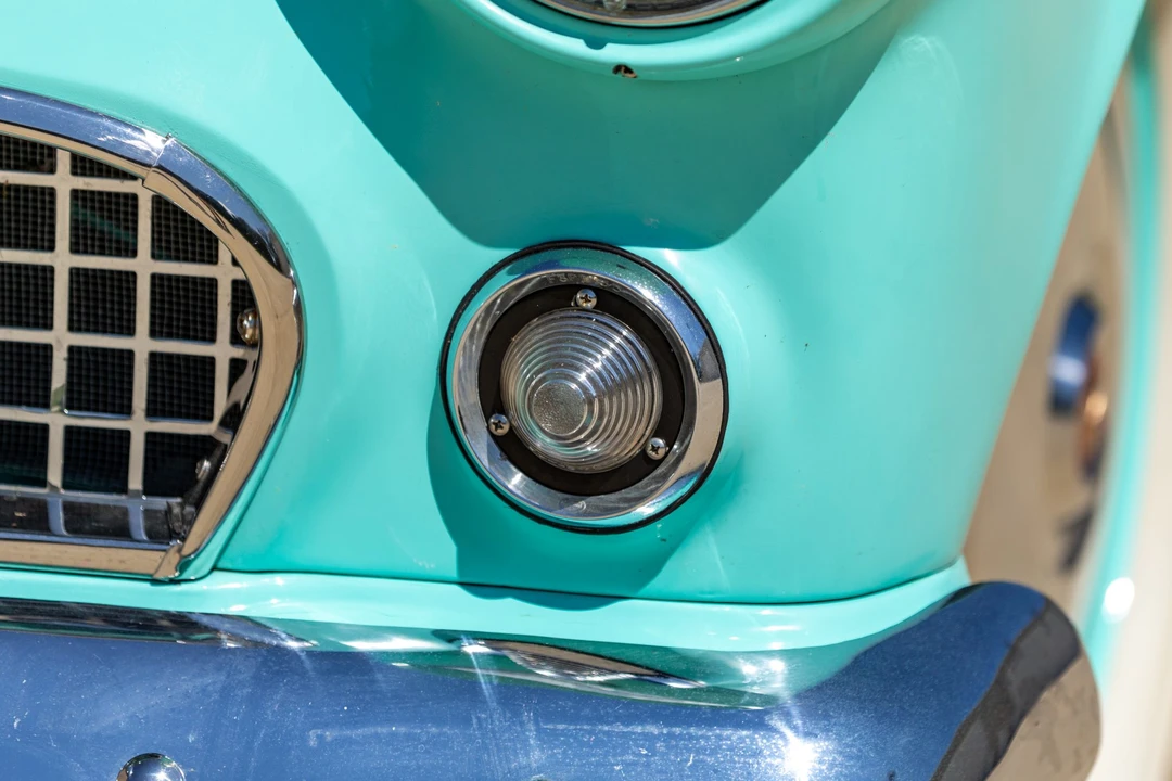 1955 Ford Thunderbird 1st Gen - Image 17 of 31