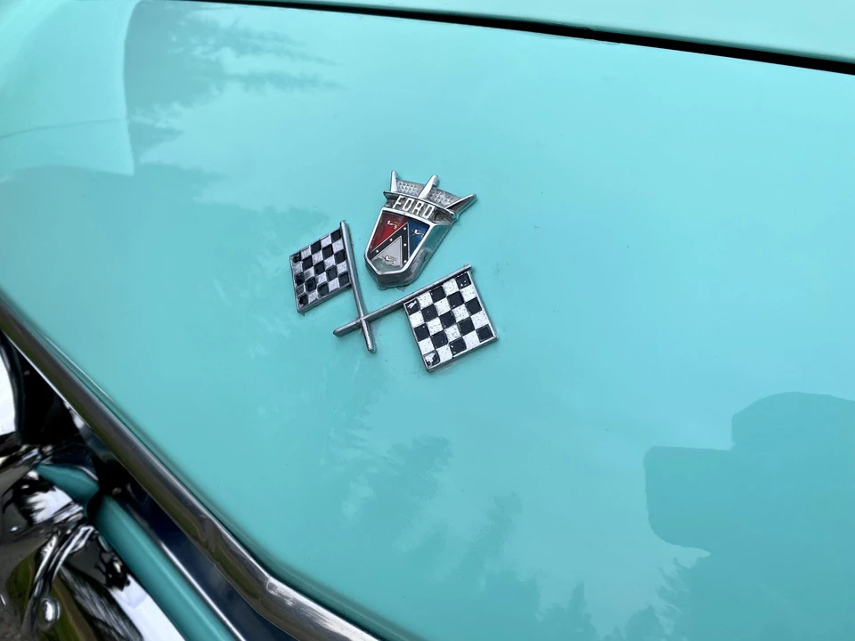 1955 Ford Thunderbird 1st Gen - Image 25 of 31