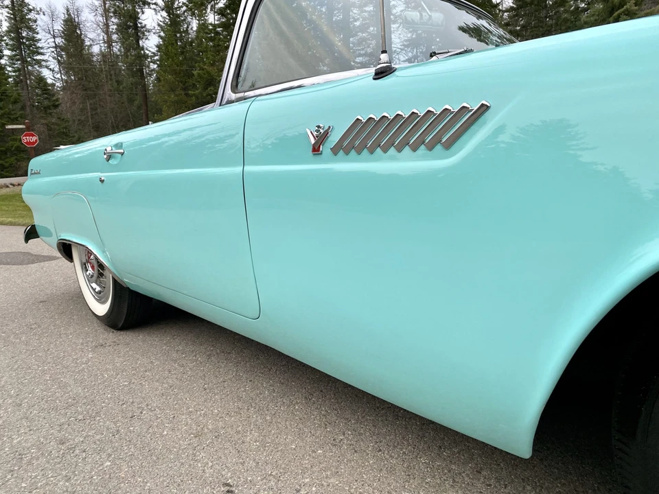 1955 Ford Thunderbird 1st Gen - Image 23 of 31