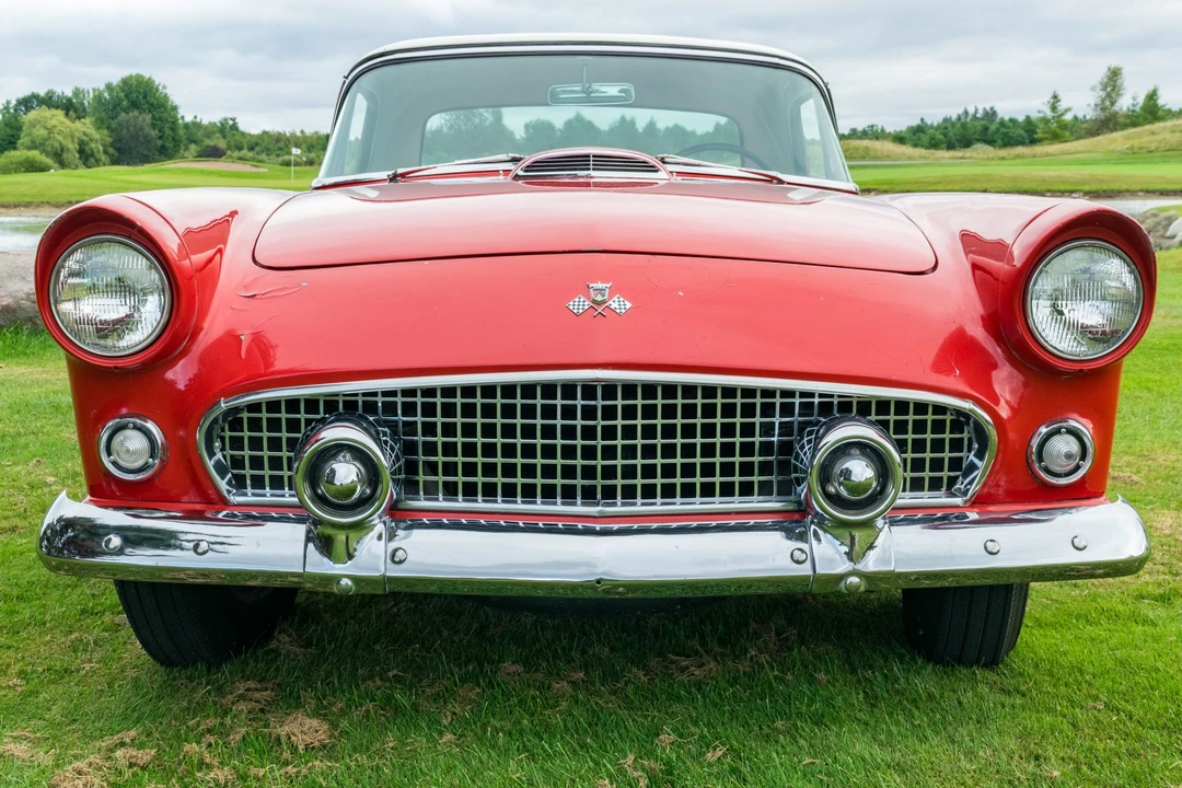 1955 Ford Thunderbird 1st Gen - Image 18 of 31