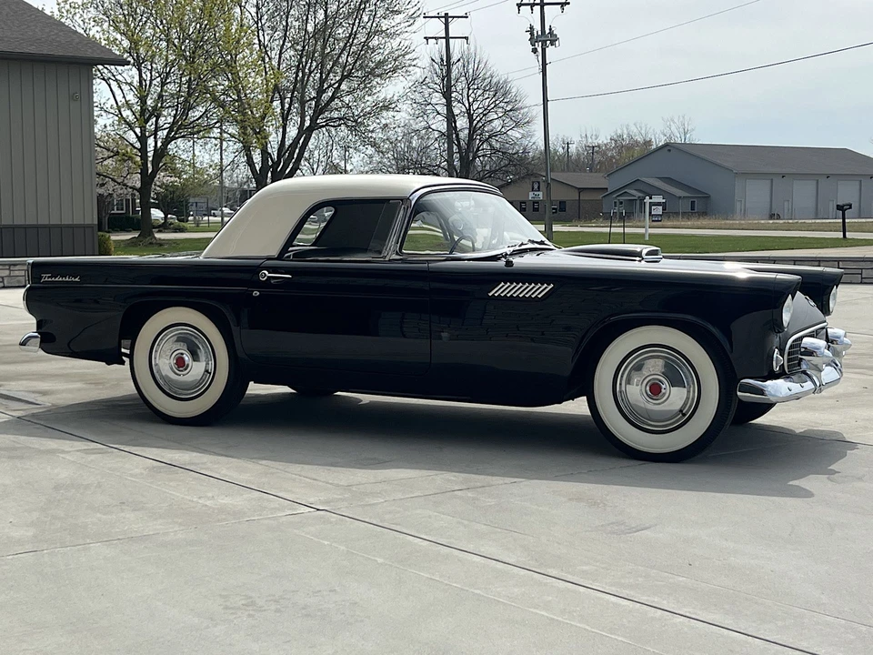 1955 Ford Thunderbird 1st Gen - Image 22 of 31