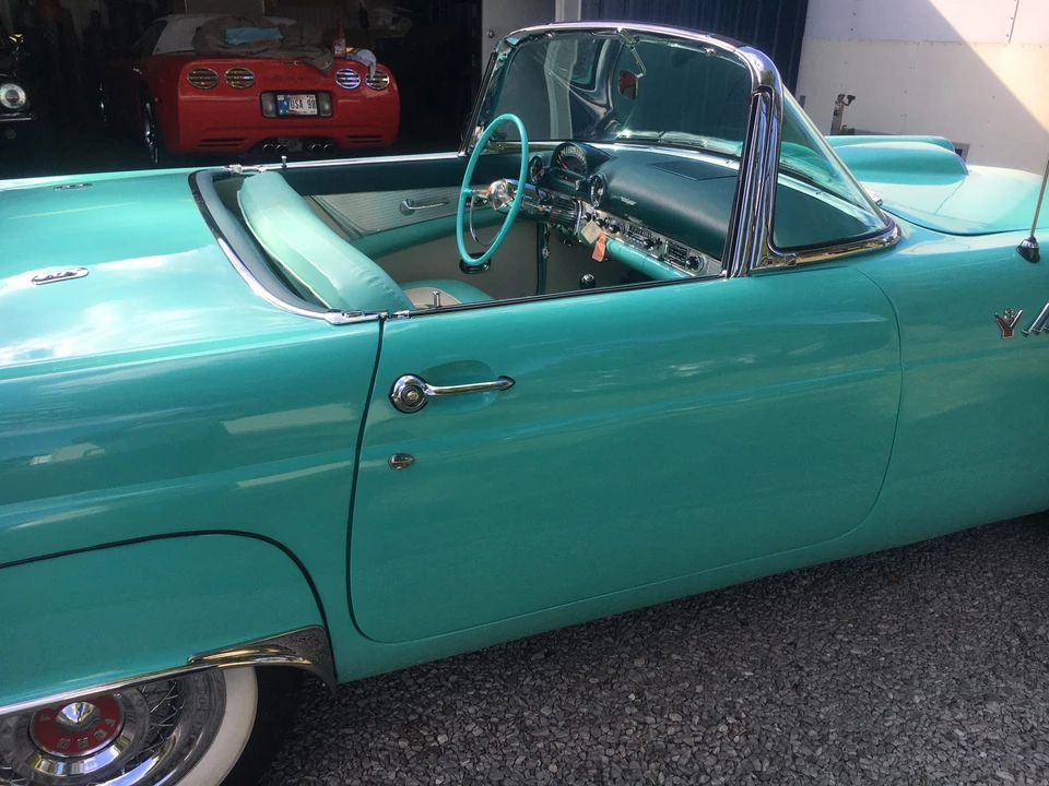 1955 Ford Thunderbird 1st Gen - Image 29 of 31