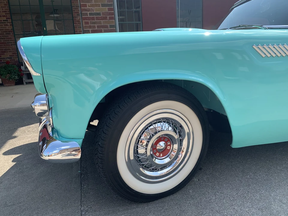 1955 Ford Thunderbird 1st Gen - Image 26 of 31