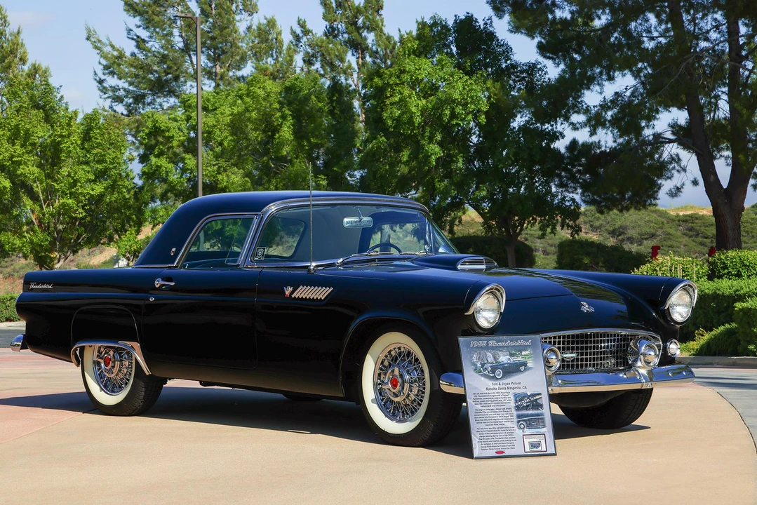 1955 Ford Thunderbird 1st Gen - Image 17 of 31