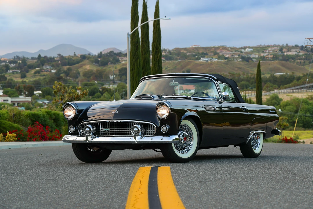 1955 Ford Thunderbird 1st Gen - Image 23 of 31