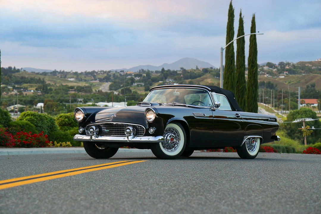 1955 Ford Thunderbird 1st Gen - Image 22 of 31