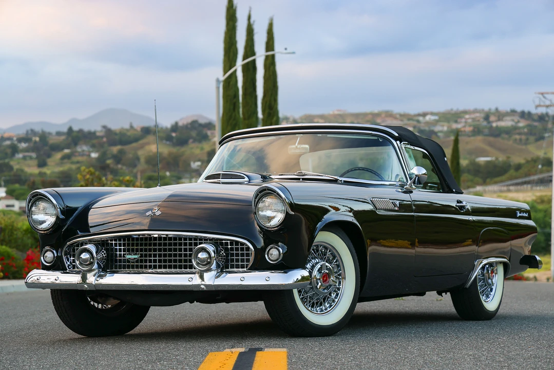 1955 Ford Thunderbird 1st Gen - Image 26 of 31