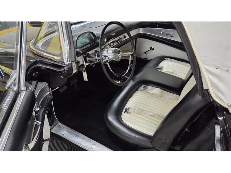 1955 Ford Thunderbird 1st Gen - Image 16 of 31